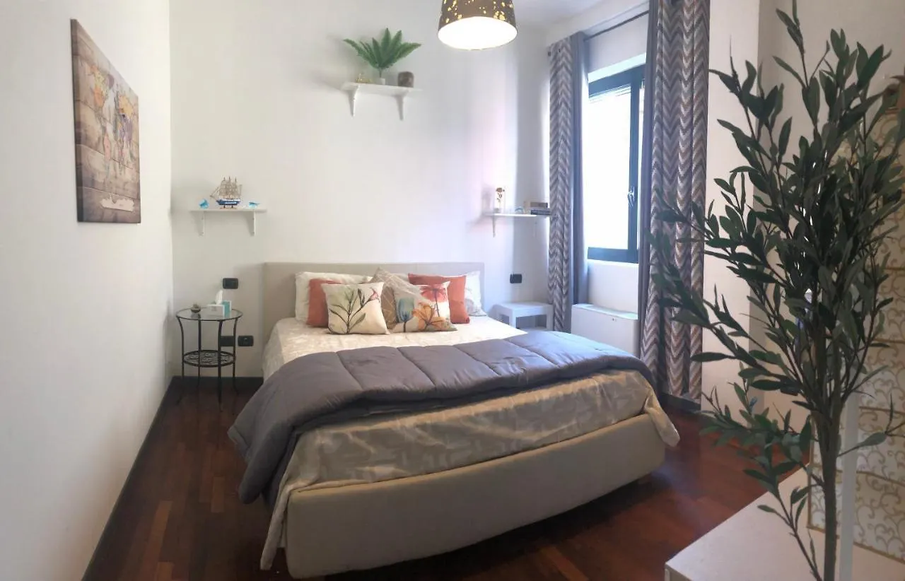 Charming Elise- Apartment Close To Central Station 米兰 0*,  意大利