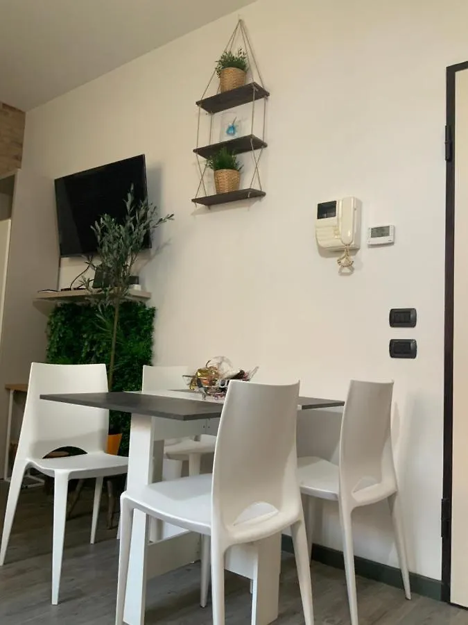 Charming Elise- Apartment Close To Central Station 米兰